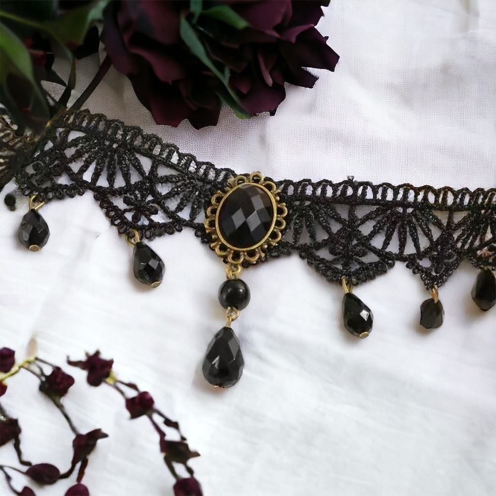 Gorgeous Retro‎ Style Tassel Crystal Lace Necklace Faux Fashion Jewelry